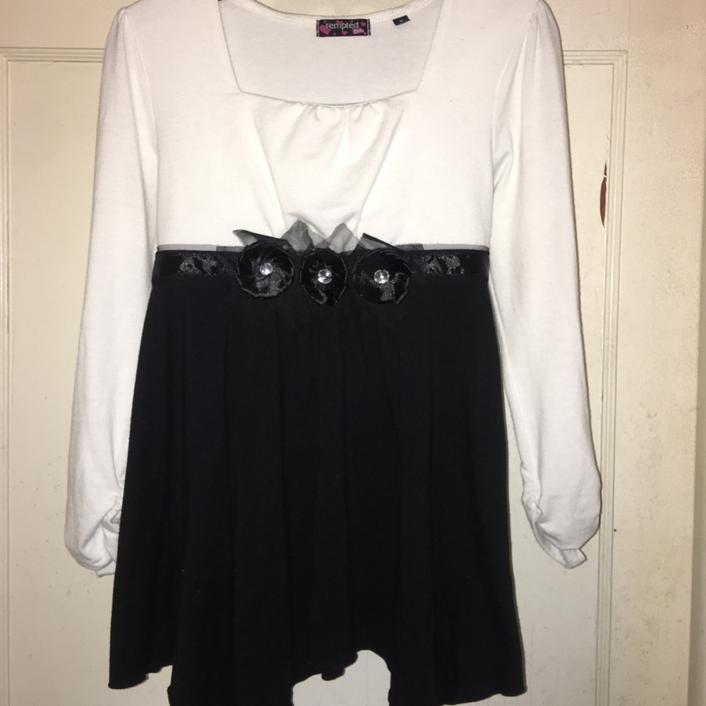 Girl's handkerchief hem blouse - size medium